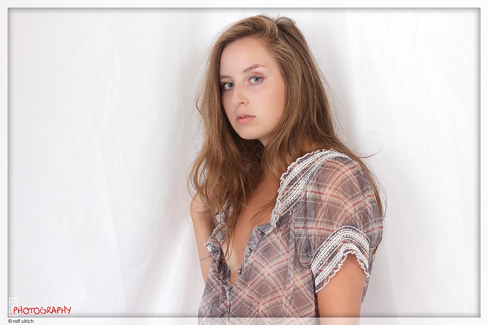 katharina-bo-llig-110-nude-thefappening-pro_ katharina bo llig 110 nude thefappening pro
