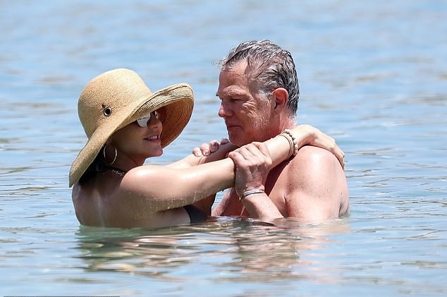 katharine-mcphee-sexy-bikini-4 katharine mcphee sexy bikini 4