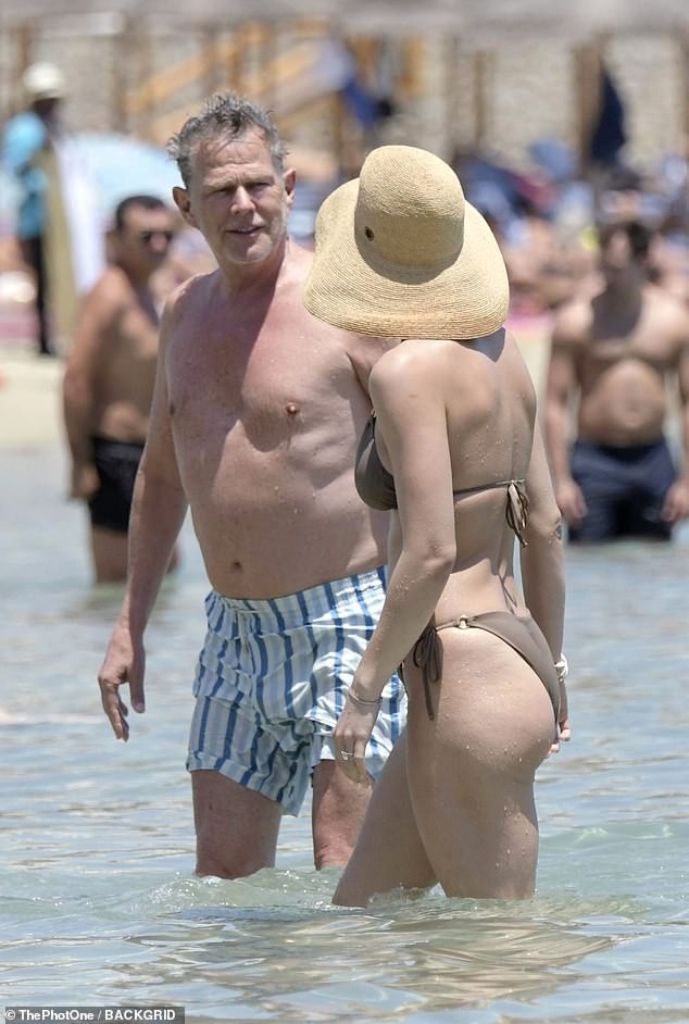 katharine-mcphee-sexy-bikini-59 katharine mcphee sexy bikini 59