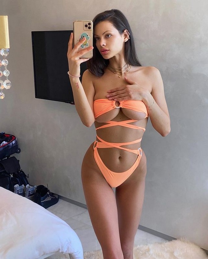 katie-bell-hot-on-selfie-thefappening-cfd-15 katie bell hot on selfie thefappening cfd 15