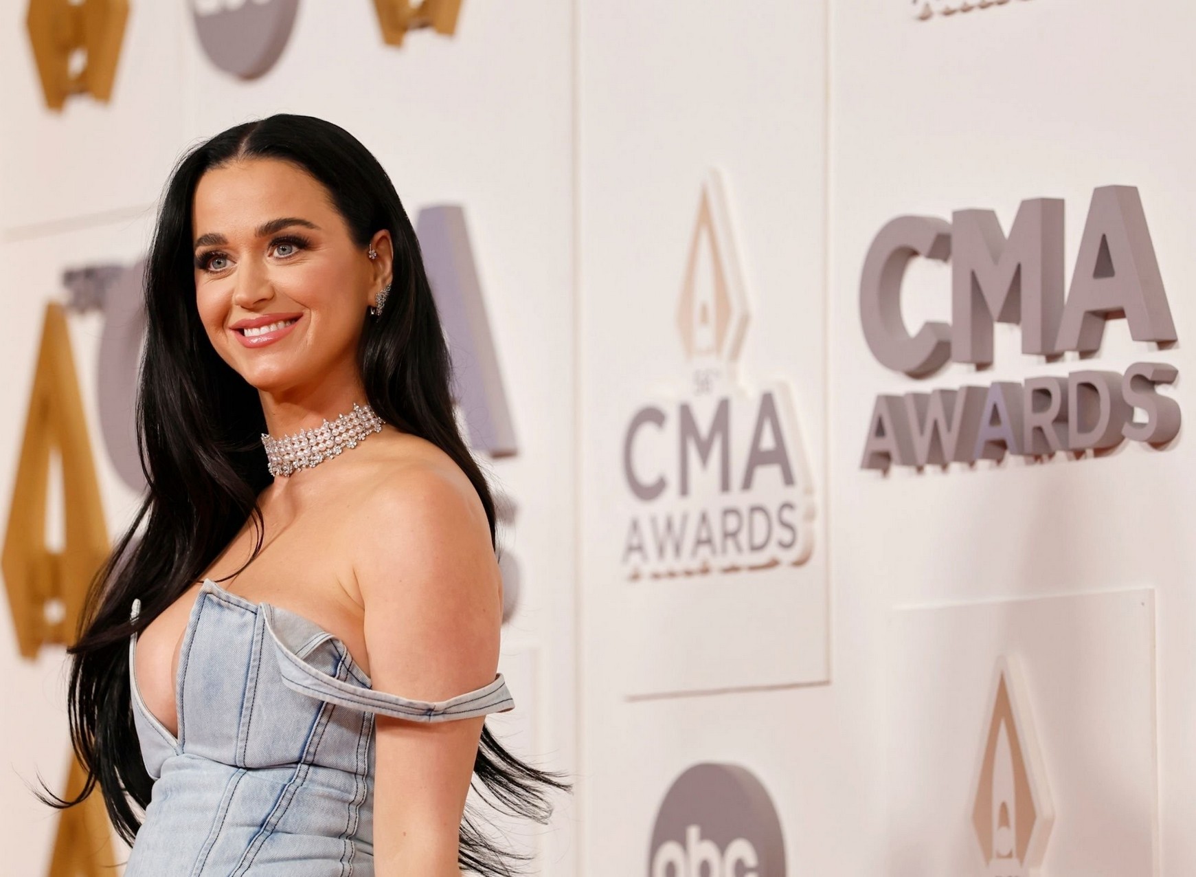katy-perry-huge-tits-thefappening-cfd-12 katy perry huge tits thefappening cfd 12