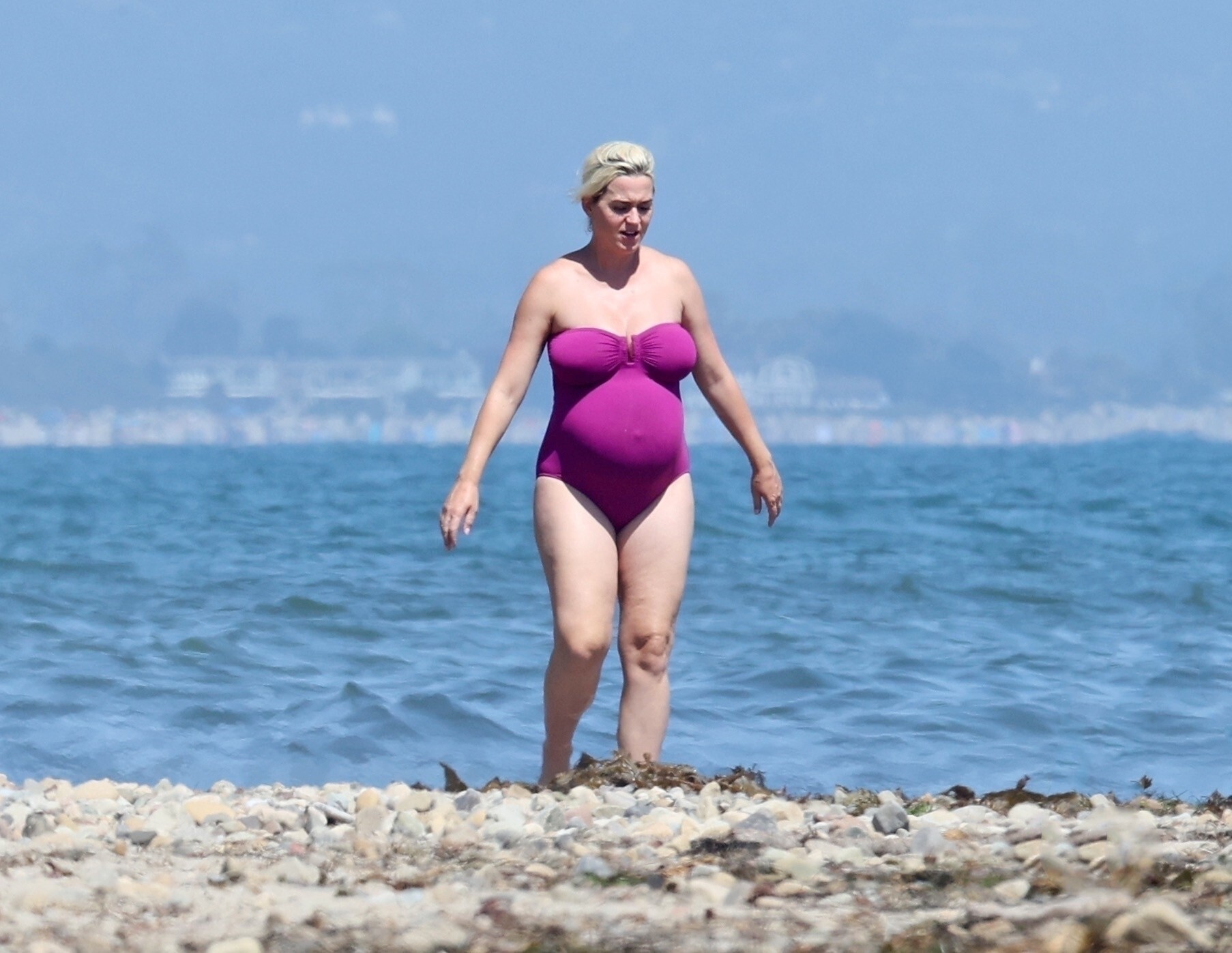 katy-perry-in-a-sexy-bikini-on-the-beach-while-pregnant-thefappening-pro-21 katy perry in a sexy bikini on the beach while pregnant thefappening pro 21