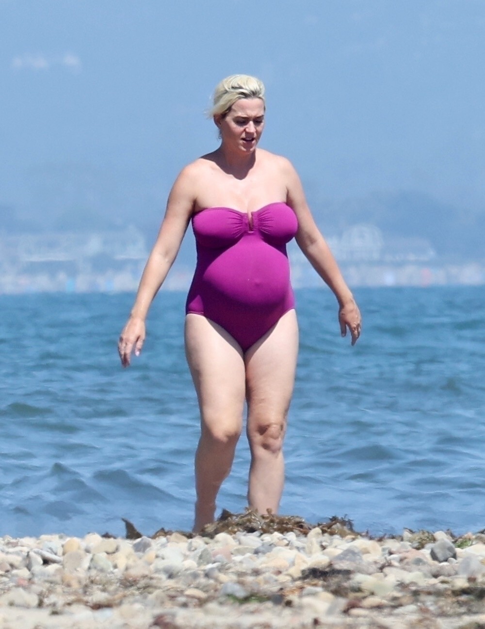 katy-perry-in-a-sexy-bikini-on-the-beach-while-pregnant-thefappening-pro-26 katy perry in a sexy bikini on the beach while pregnant thefappening pro 26