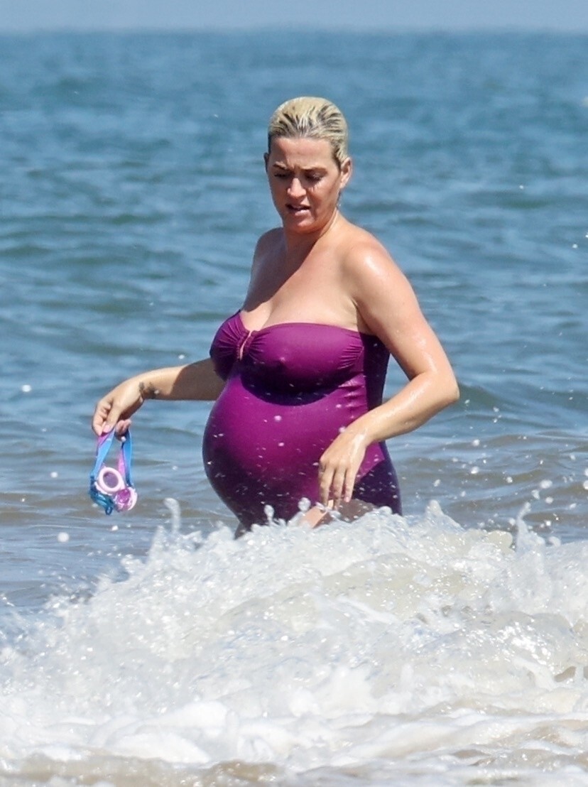 katy-perry-in-a-sexy-bikini-on-the-beach-while-pregnant-thefappening-pro-34 katy perry in a sexy bikini on the beach while pregnant thefappening pro 34