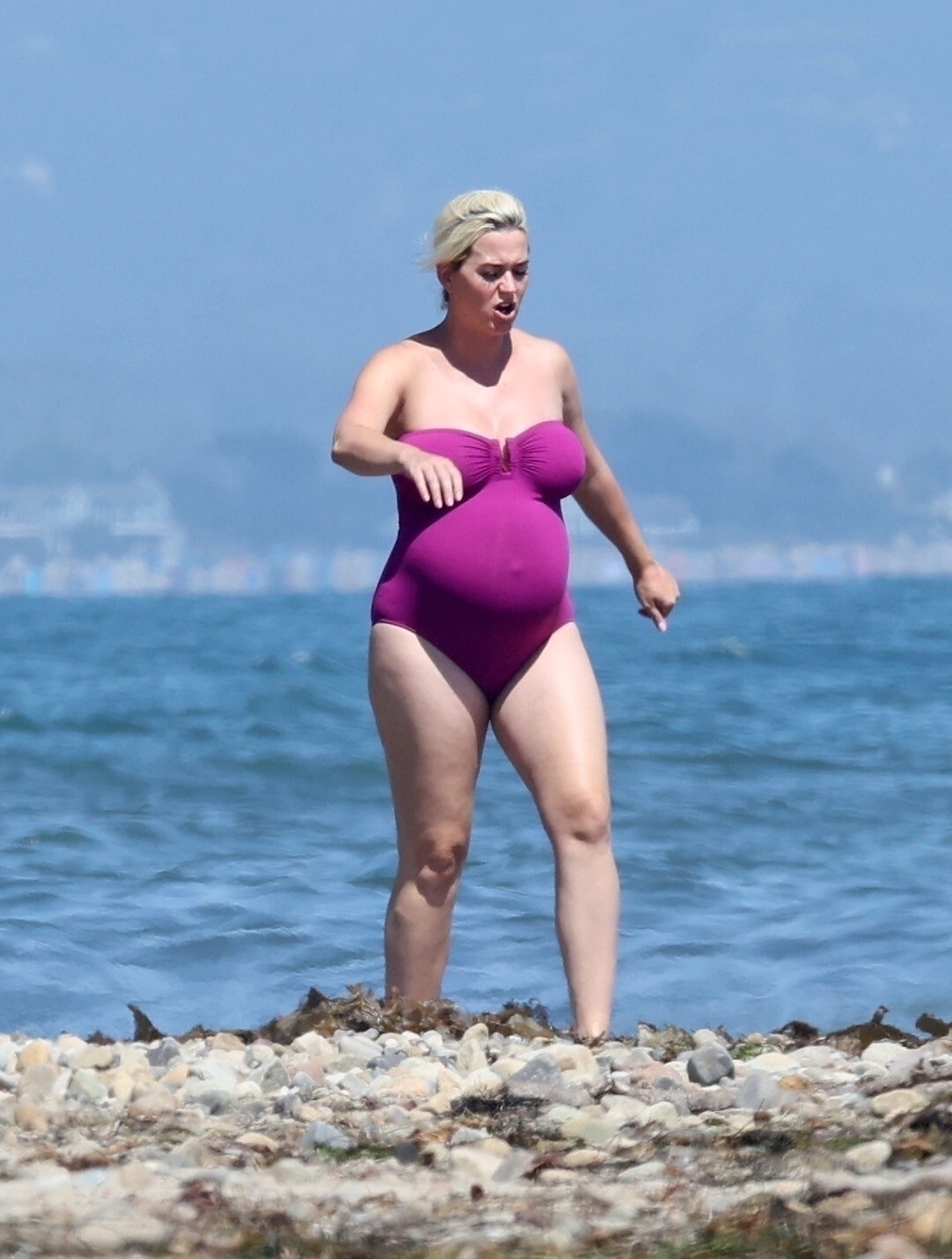 katy-perry-in-a-sexy-bikini-on-the-beach-while-pregnant-thefappening-pro-4 katy perry in a sexy bikini on the beach while pregnant thefappening pro 4
