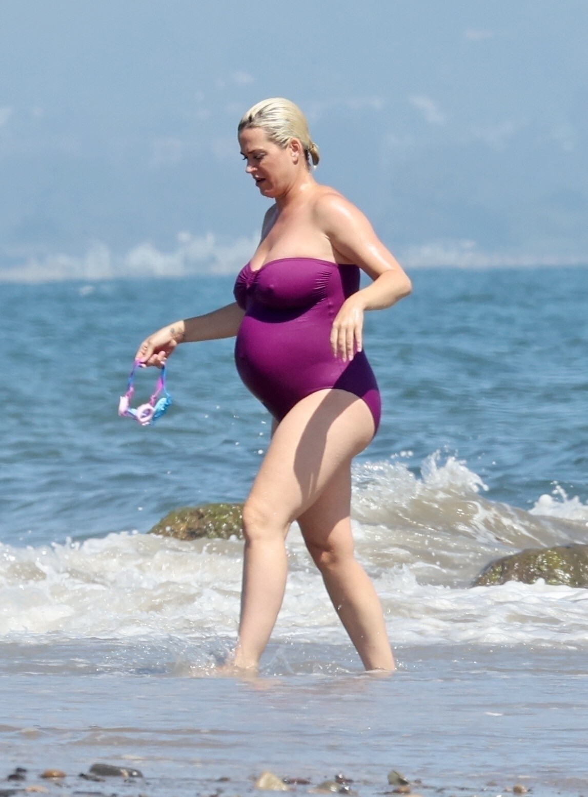 katy-perry-in-a-sexy-bikini-on-the-beach-while-pregnant-thefappening-pro-52 katy perry in a sexy bikini on the beach while pregnant thefappening pro 52