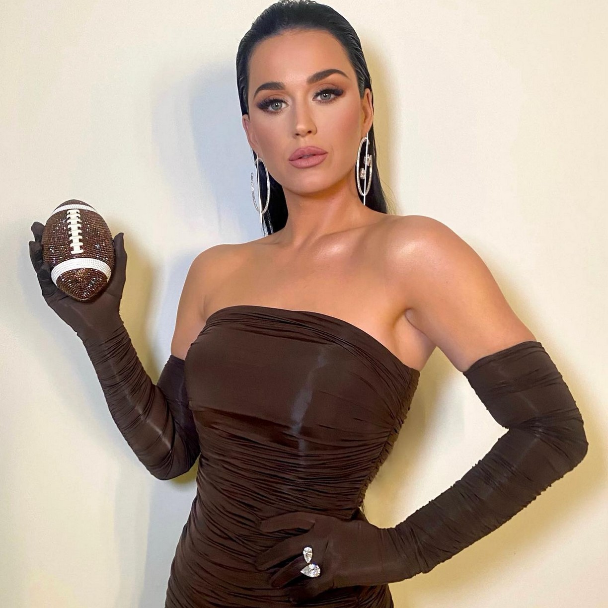 katy-perry-sexy-for-super-bowl-finals-thefappening-cfd-4-1 Katy Perry Sexy Super Bowl