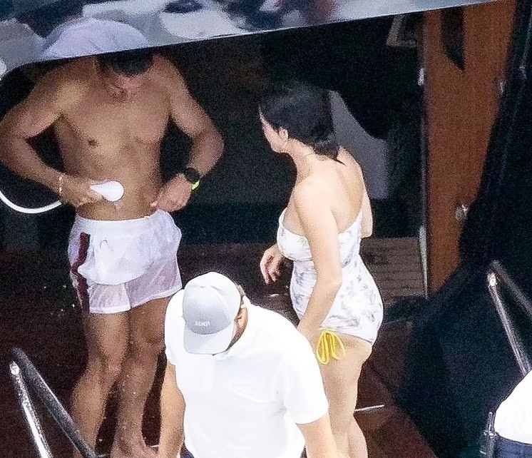 katy-perry-swimsuit-thefappening-cfd-6 katy perry swimsuit thefappening cfd 6