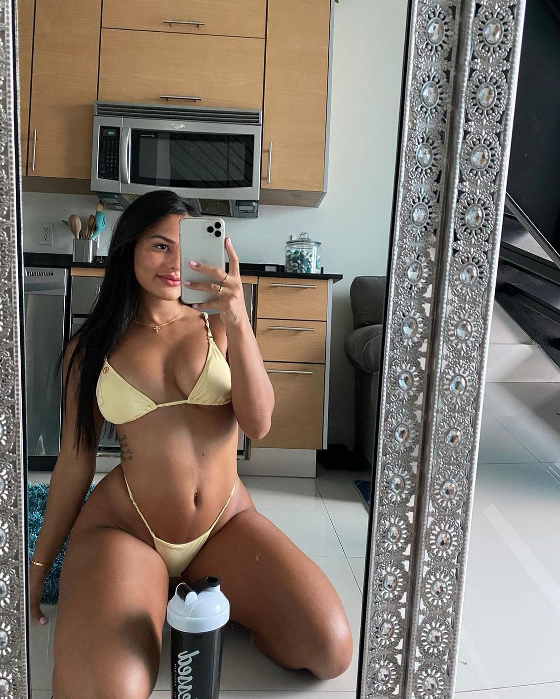katya-elise-henry-explicit-selfie-thefappening-cfd-4 Katya Elise Henry Explicit Selfie