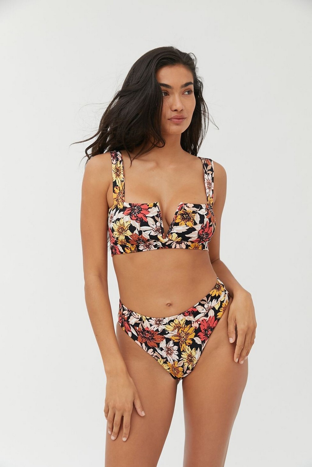 kelly-gale-sexy-bikini-thefappening-cfd-4 Kelly Gale Tits
