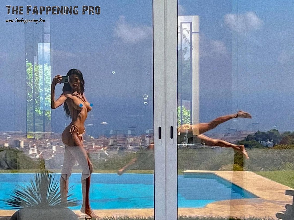kelly-gale-topless-thefappening-cfd-4 Kelly Gale Topless