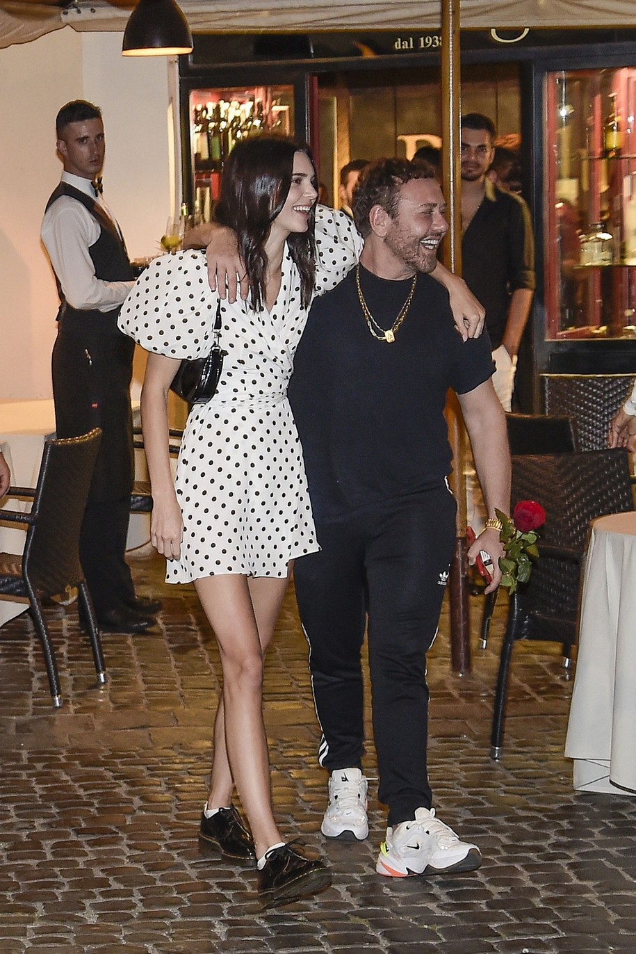 kendall-jenner-in-rome-with-mert-alas-and-marcus-piggott-11 kendall jenner in rome with mert alas and marcus piggott 11