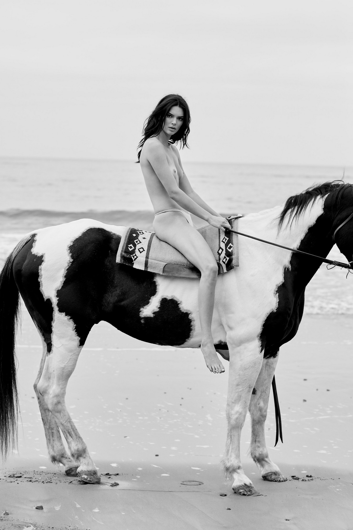 kendall-jenner-non-retouched-nude-by-russell-james-thefappeningpro-142 kendall jenner non retouched nude by russell james thefappeningpro 142