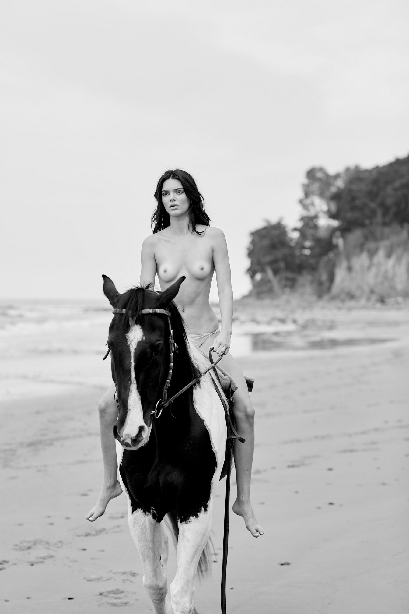kendall-jenner-non-retouched-nude-by-russell-james-thefappeningpro-151 kendall jenner non retouched nude by russell james thefappeningpro 151