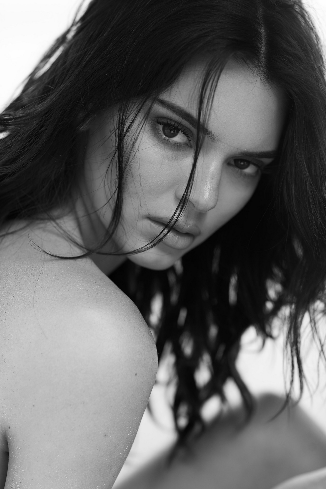 kendall-jenner-non-retouched-nude-by-russell-james-thefappeningpro-63 kendall jenner non retouched nude by russell james thefappeningpro 63