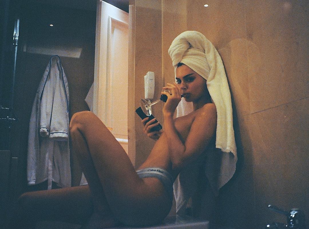 kendall-jenner-nude-vogue-2019-2 kendall jenner nude vogue 2019 2