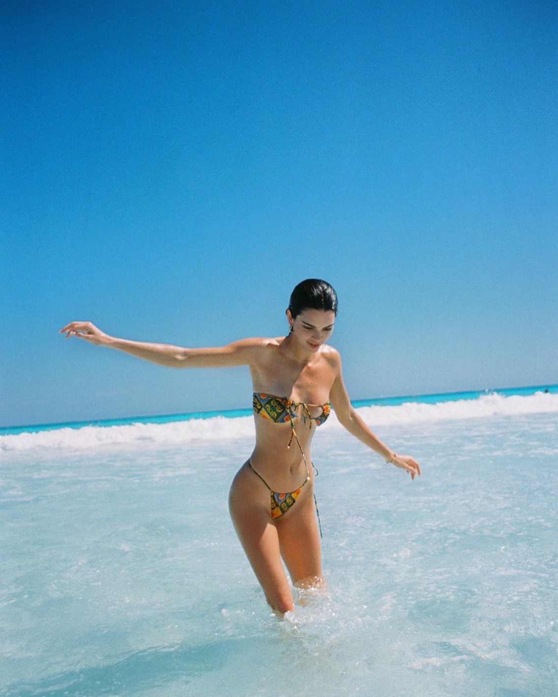 kendall-jenner-sexisest-pics-2020-thefappening-cfd-27 Kendall Jenner Sexiest Bikini