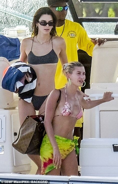 kendall-jenner-sexy-thefappening-cfd-15-1 kendall jenner sexy thefappening cfd 15 1