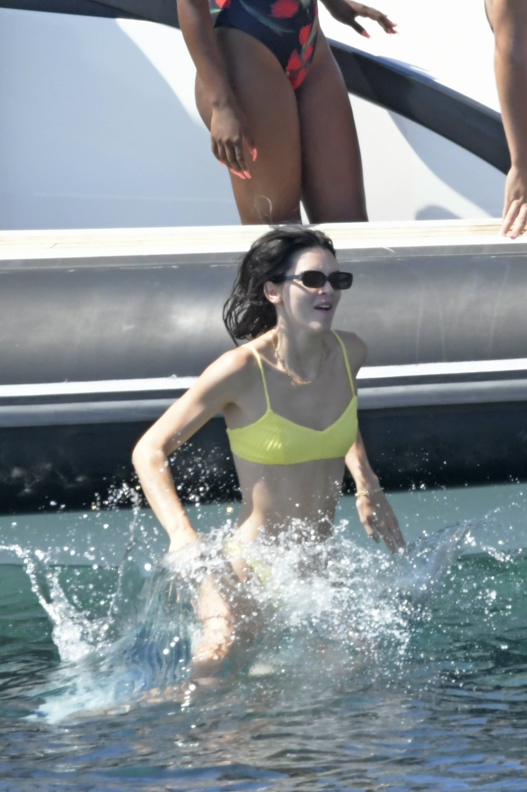 kendall-jenner-shanina-shaik-cindy-bruno-riley-montana-sexy-49 kendall jenner shanina shaik cindy bruno riley montana sexy 49