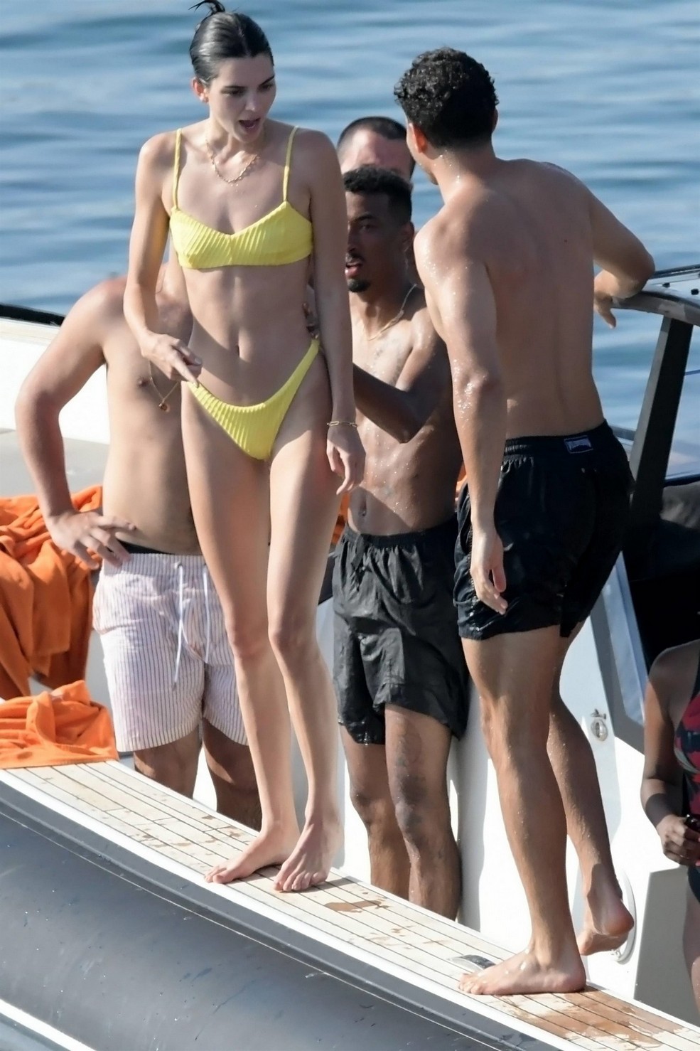 kendall-jenner-shanina-shaik-cindy-bruno-riley-montana-sexy-52 kendall jenner shanina shaik cindy bruno riley montana sexy 52