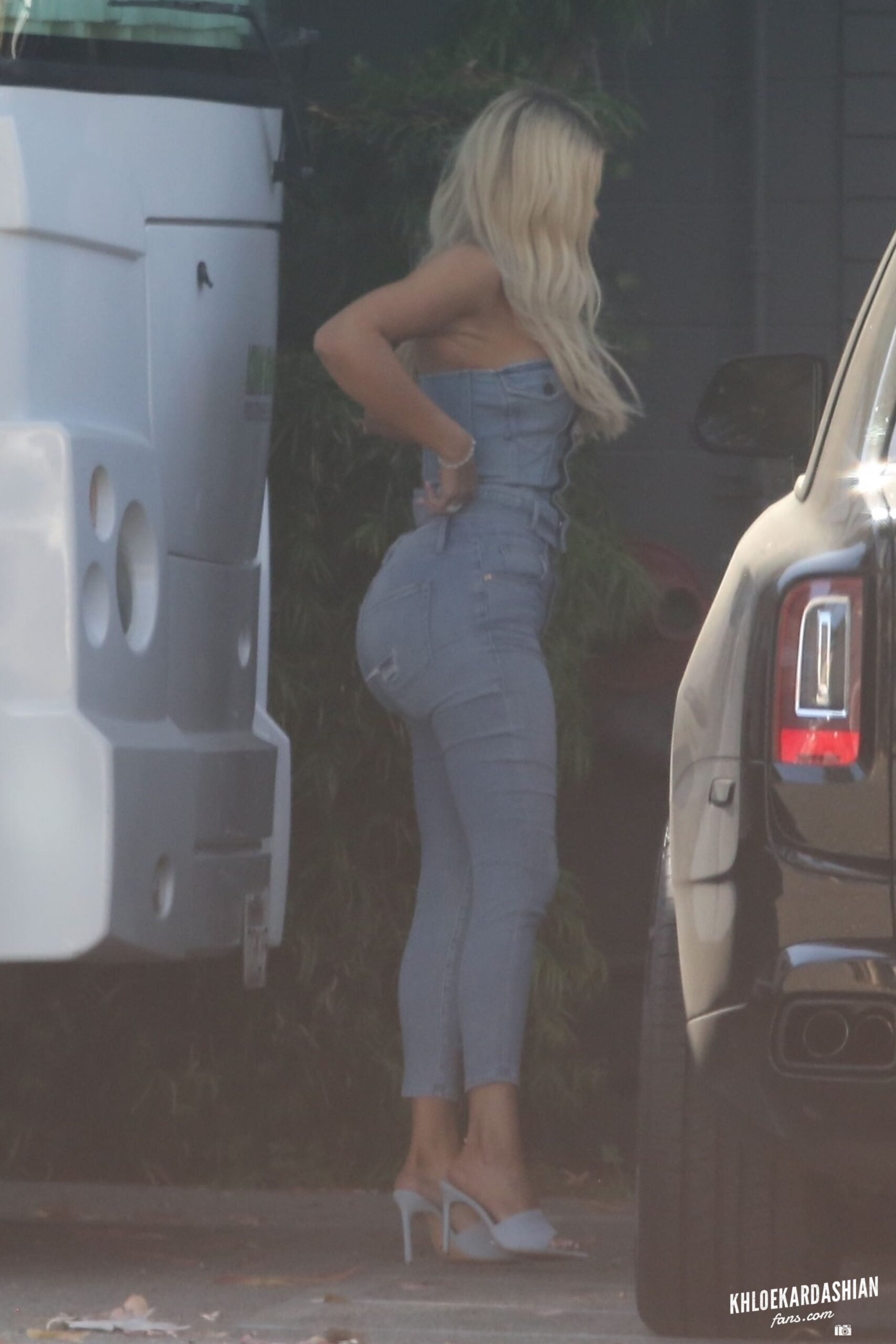 khloe-kardashian-sexy-ass-thefappening-cfd-3 khloe kardashian sexy ass thefappening cfd 3 scaled