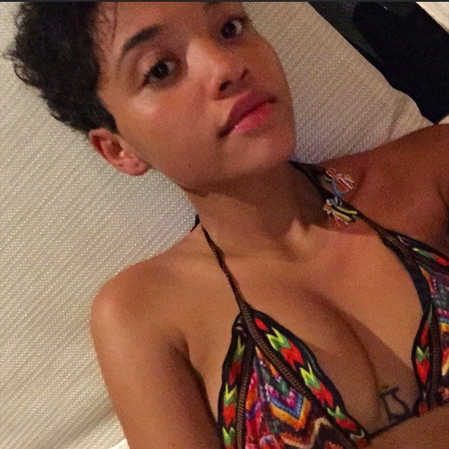 kiersey-clemons-bikini-thefappening-cfd-11 Kiersey Clemons Bikini Top
