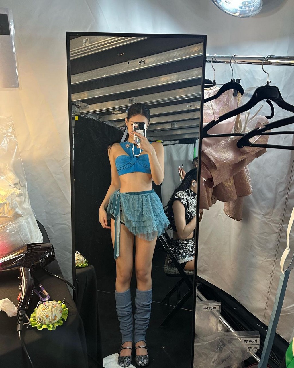 kim-jennie-selfie-thefappening-cfd-9 Jennie Kim Upskirt Selfie