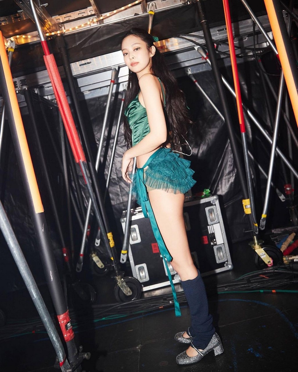 kim-jennie-sexy-thefappening-cfd-15 Jennie Kim Ass Upskirt