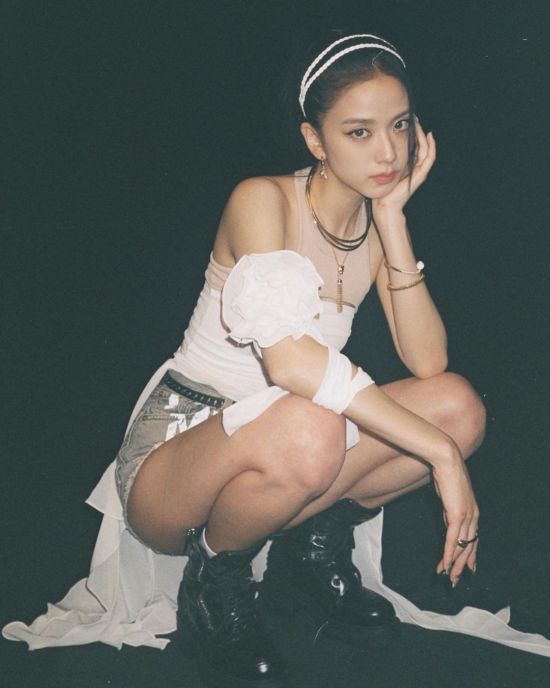 kim-jisoo-sexy-thefappening-cfd-7 Kim Jisoo Upskirt