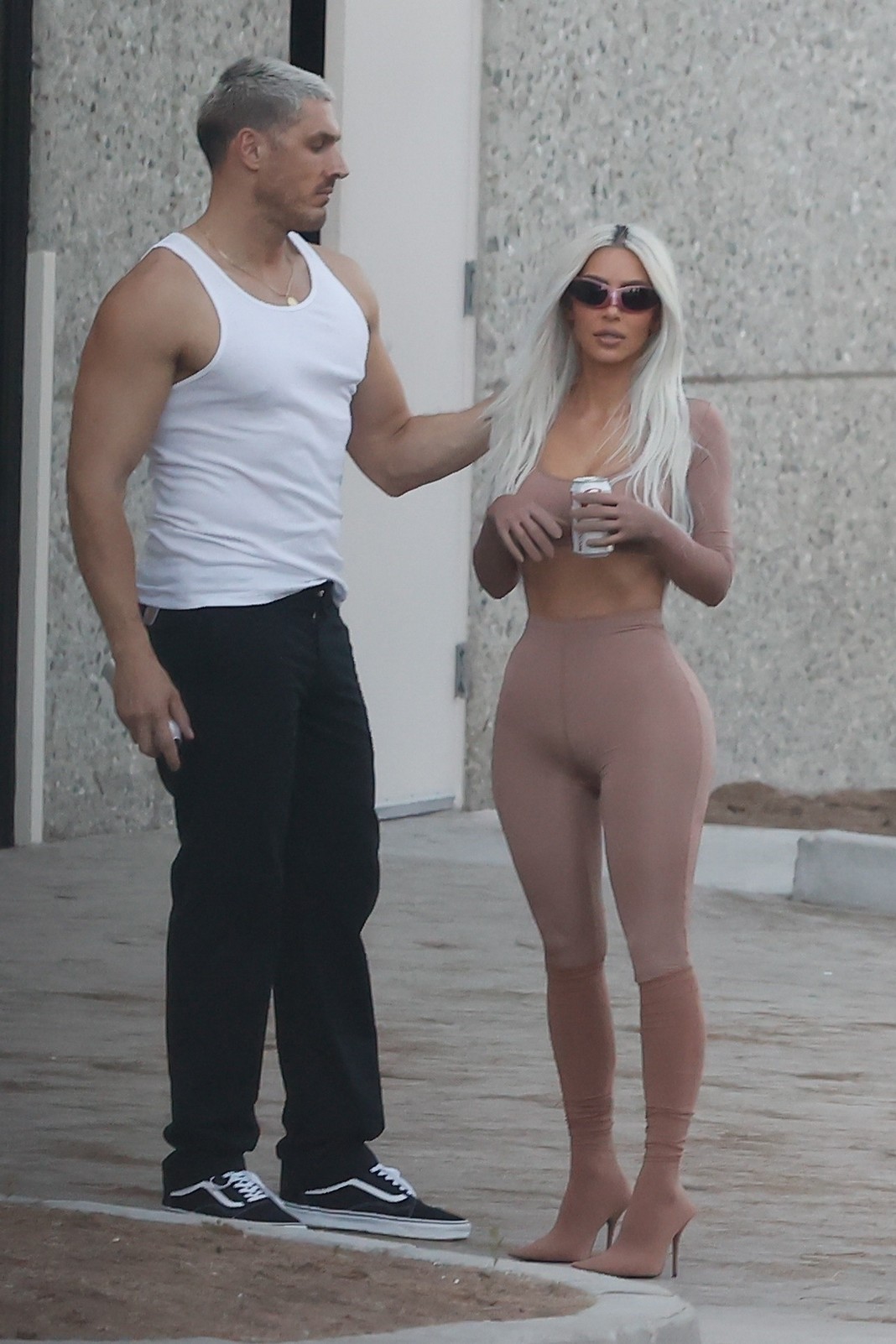 kim-kardashian-cameltoe-thefappening-cfd-6 Kim Kardashian Fappening