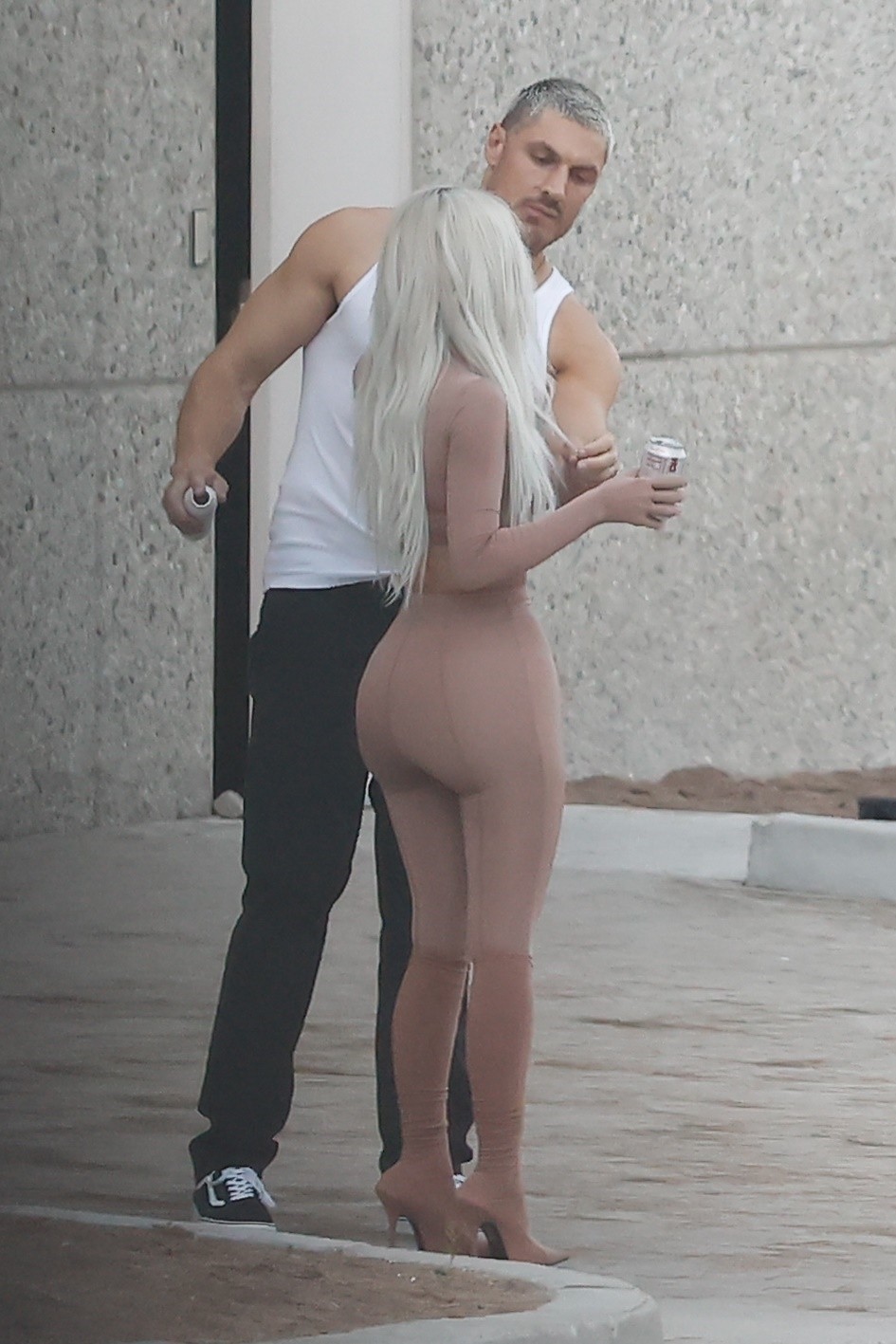 kim-kardashian-cameltoe-thefappening-cfd-8 kim kardashian cameltoe thefappening cfd 8