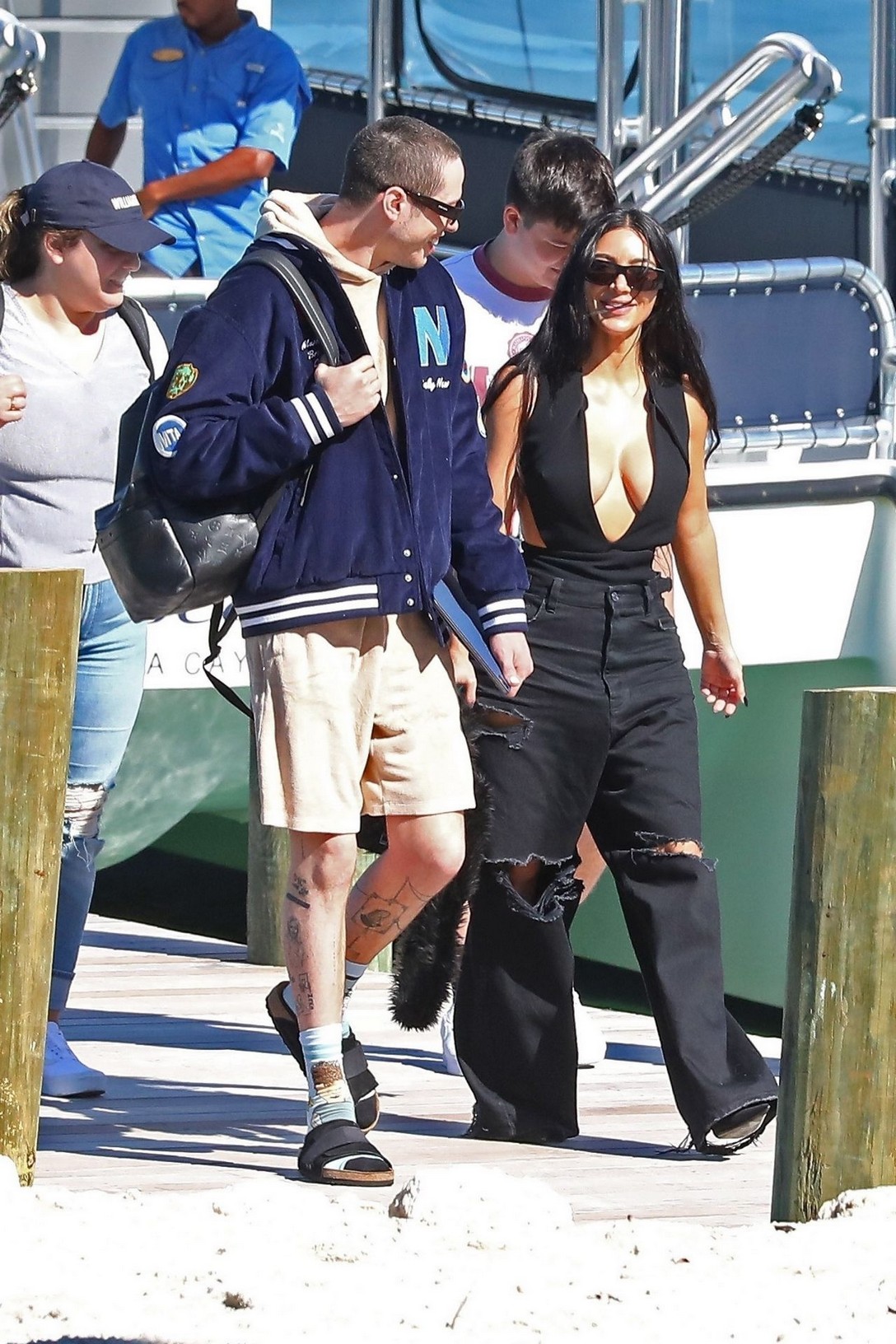 kim-kardashian-cleavage-thefappening-cfd-7 Kim Kardashian Tits In Cleavage