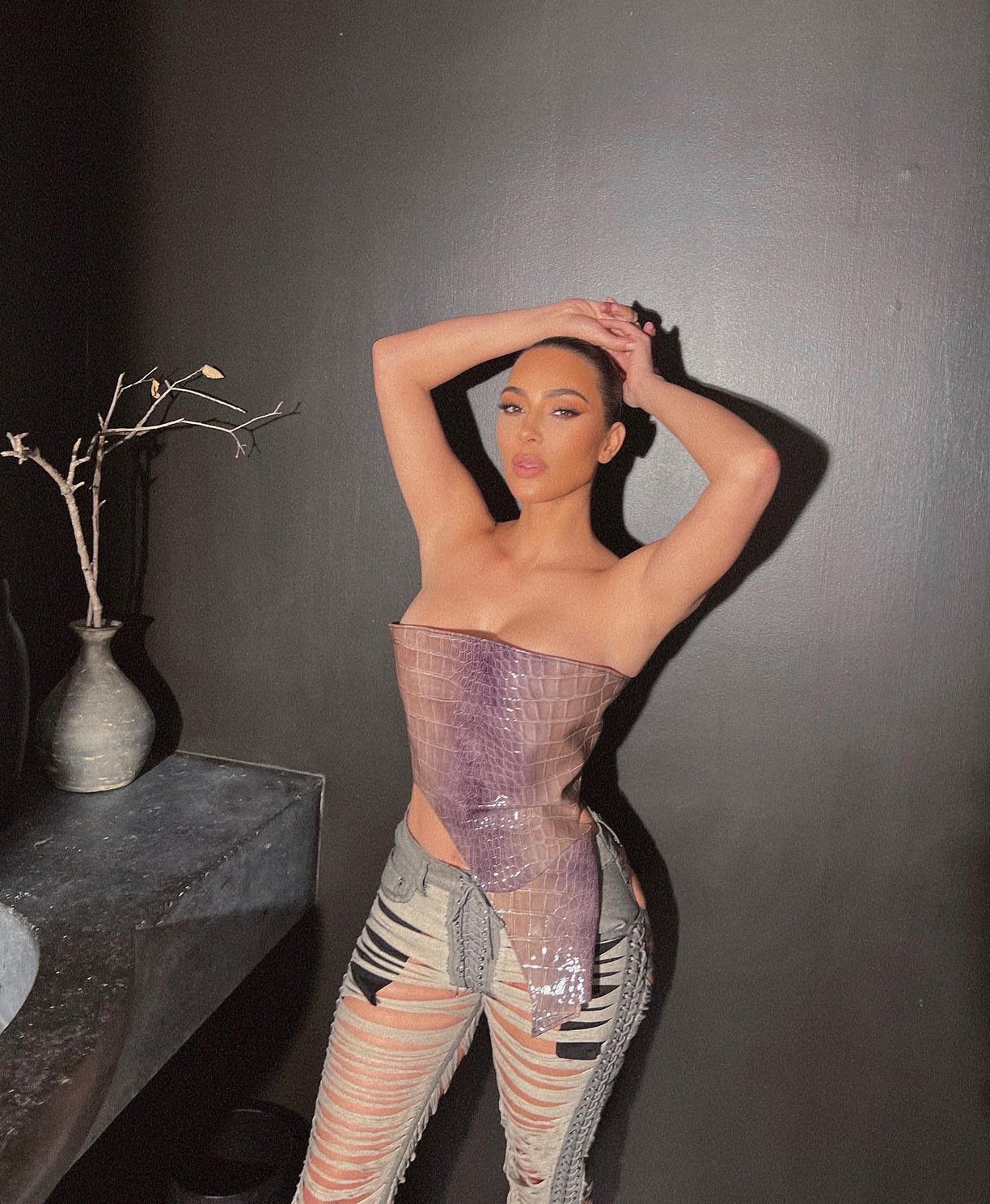 kim-kardashian-hot-look-thefappening-pro-3 Kim Kardashian Fappening