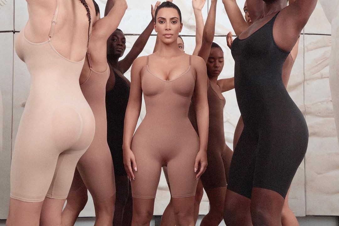 kim-kardashian-sexi-kimono-3 Kim Kardashian Kimono