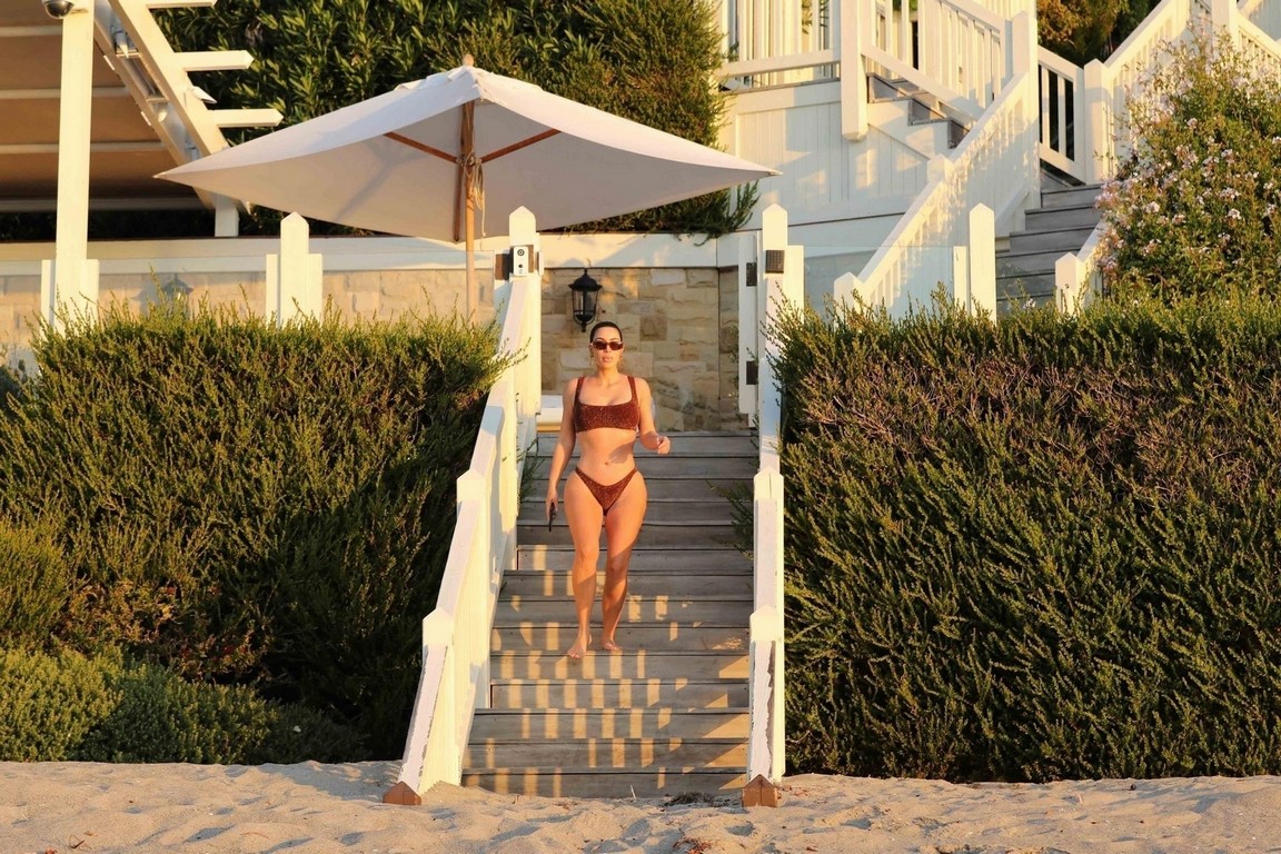kim-kardashian-sexy-bikini-thefappening-pro-3 kim kardashian sexy bikini thefappening pro 3