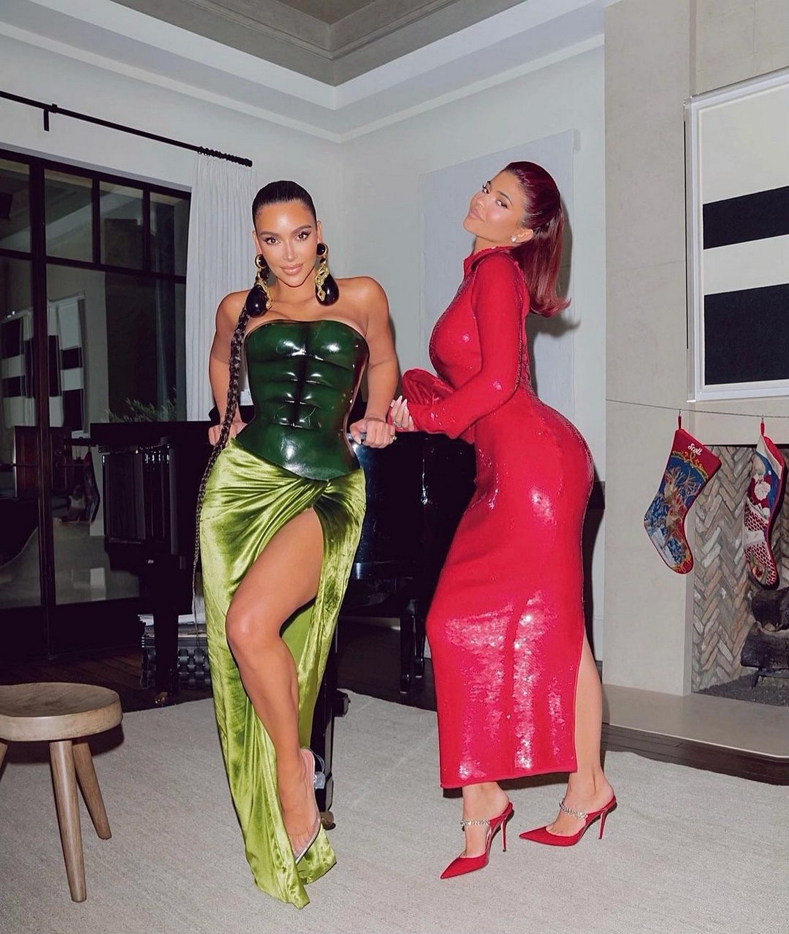 kim-kardashian-sexy-christmas-stealer-thefappening-cfd-8 kim kardashian sexy christmas stealer thefappening cfd 8