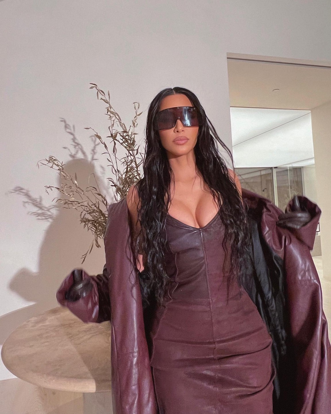 kim-kardashian-sexy-cleavage-thefappening-cfd-1 Kim Kardashian Tits In Cleavage