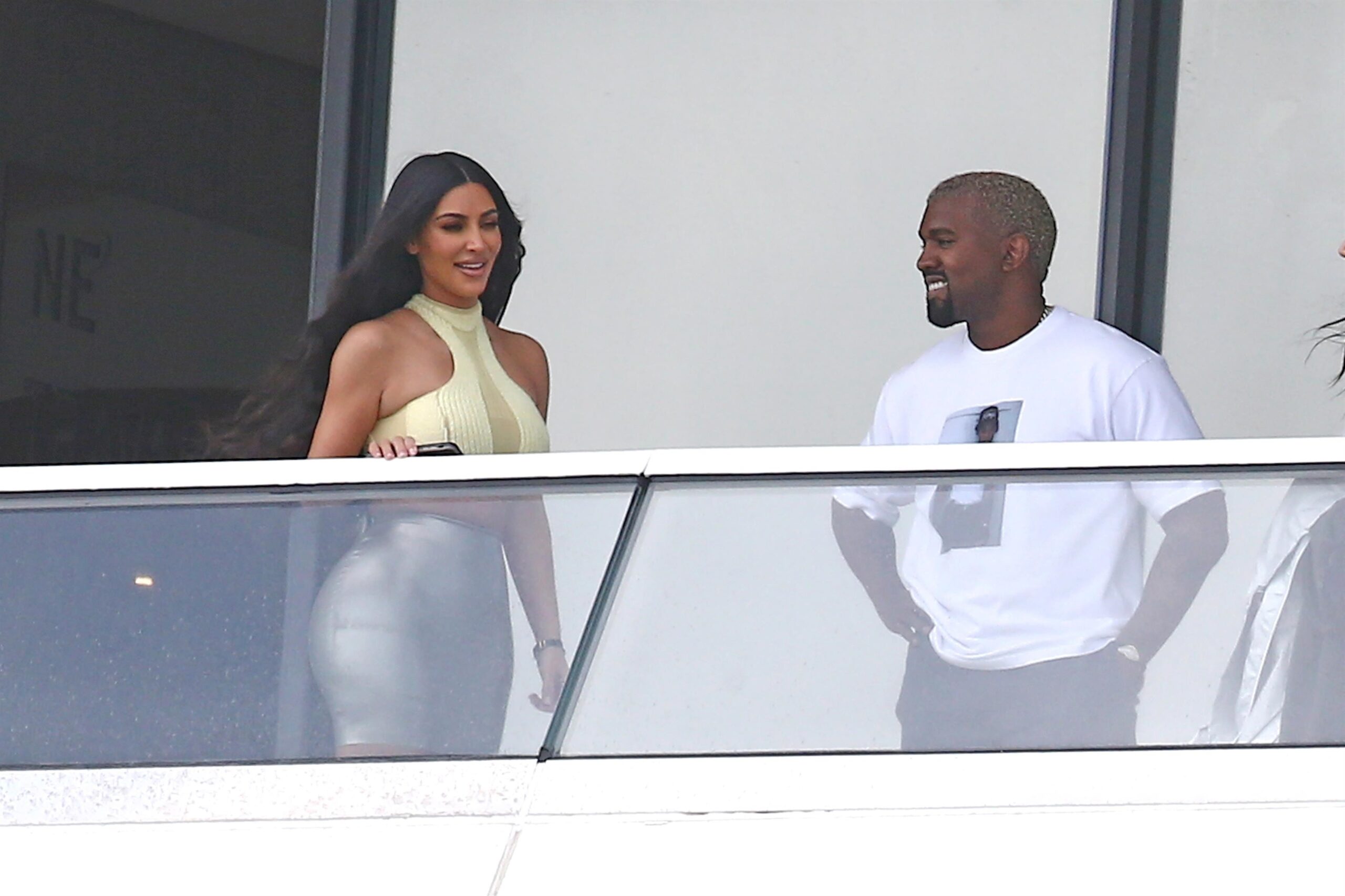 kim-kardashian-sexy-faena-house-34 kim kardashian sexy faena house 34 scaled