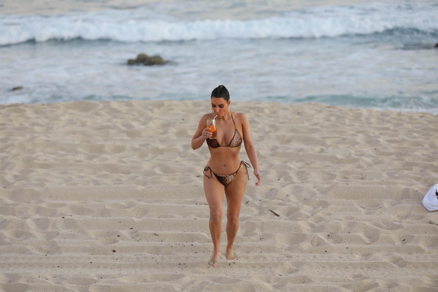 kim-kardashian-sexy-new-set-thefappening-cfd-15 kim kardashian sexy new set thefappening cfd 15