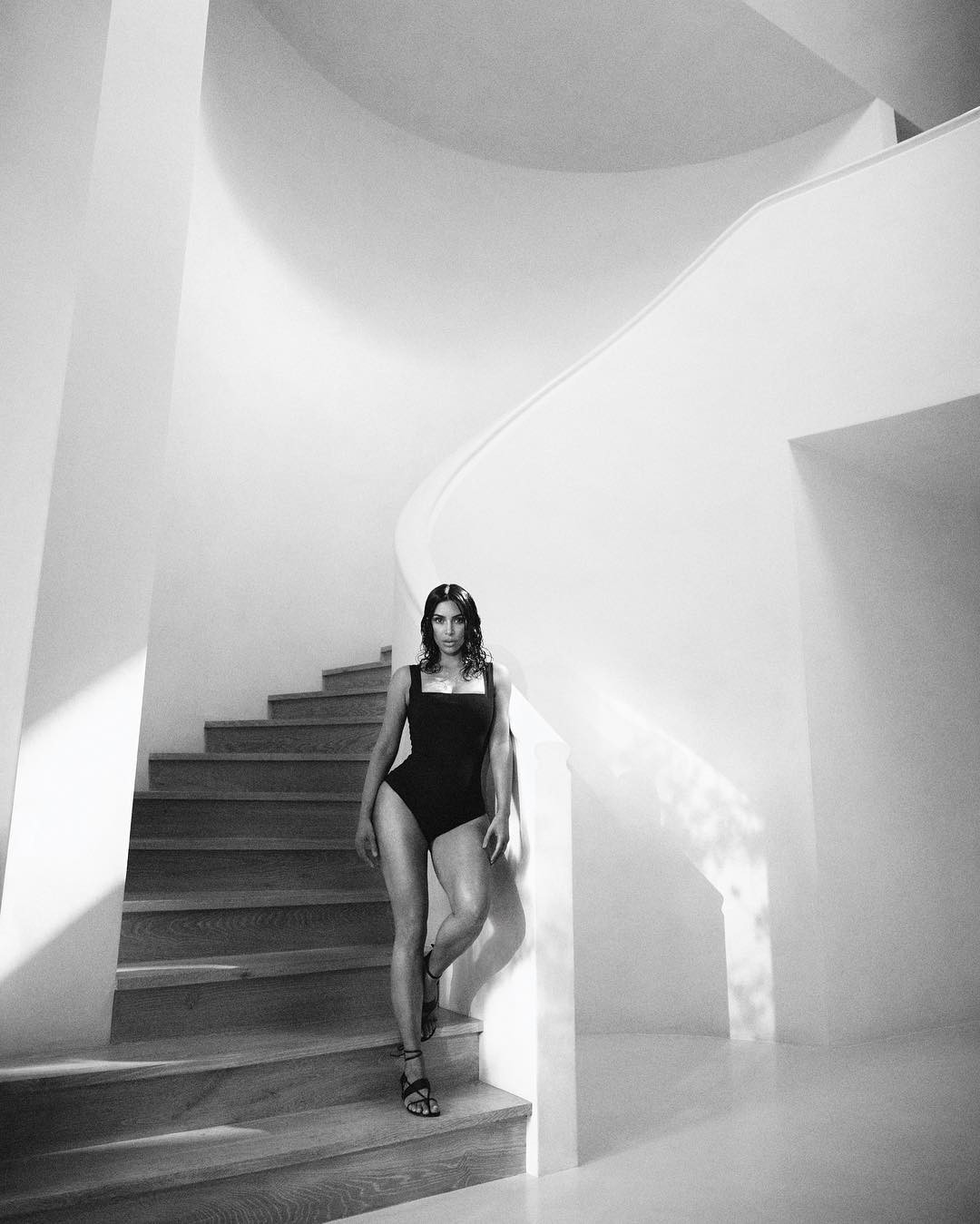 kim-kardashian-sexy-vogue-9 kim kardashian sexy vogue 9