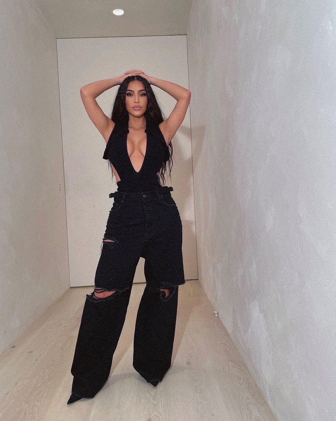 kim-kardashian-tits-thefappening-cfd-5 Kim Kardashian Boobs