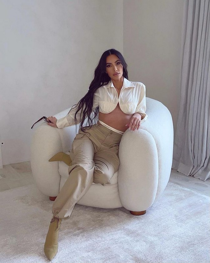 kim-kardashian-tries-on-a-new-swimwear-trend-thefappening-cfd-8 kim kardashian tries on a new swimwear trend thefappening cfd 8