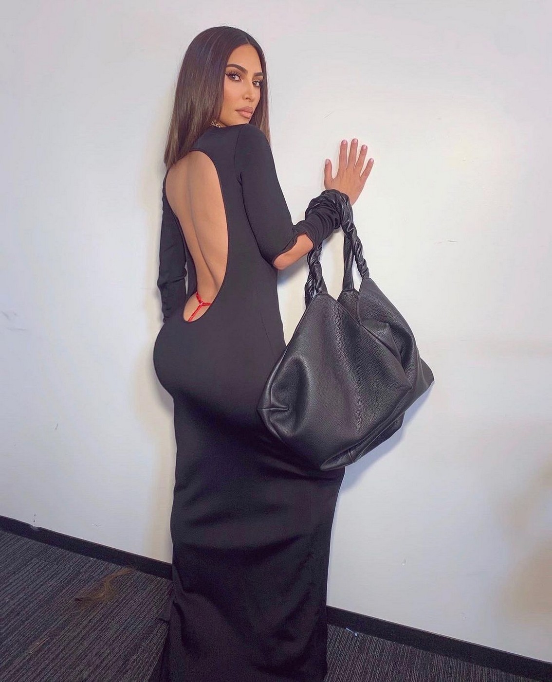 kim-kardashians-red-strings-in-givenchy-dress-thefappeningpro-5 kim kardashians red strings in givenchy dress thefappeningpro 5