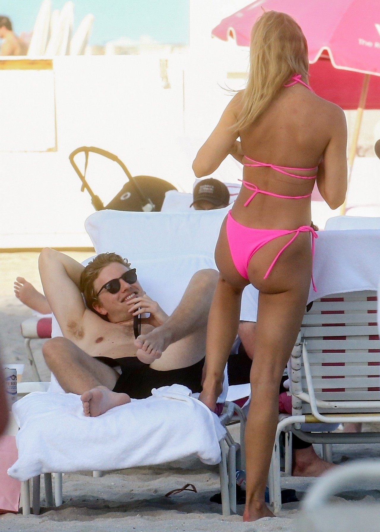 kimberley-garner-sexy-pink-bikini-thefappening-cfd-21 kimberley garner sexy pink bikini thefappening cfd 21