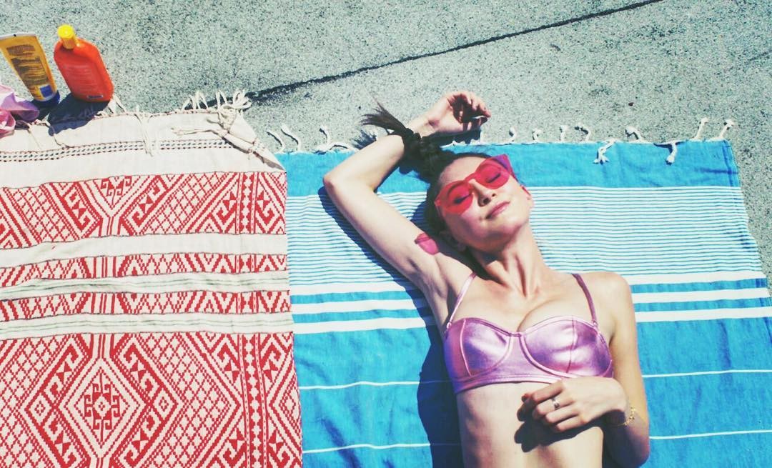 kimiko-glenn-sexy-24 Kimiko Glenn Bikini