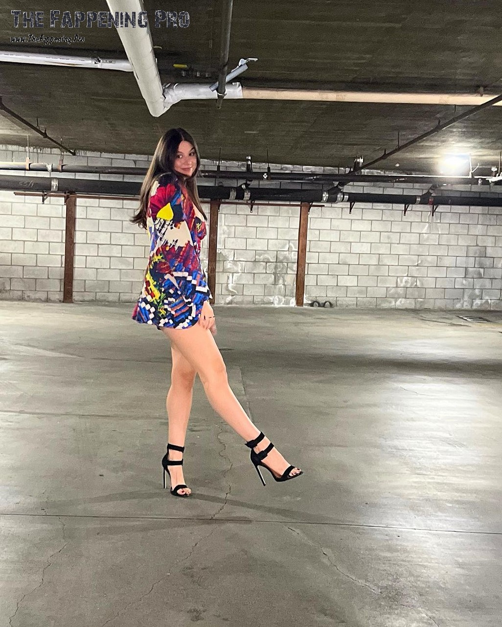 kira-kosarin-leggy-thefappening-cfd-4 Kira Kosarin Hot