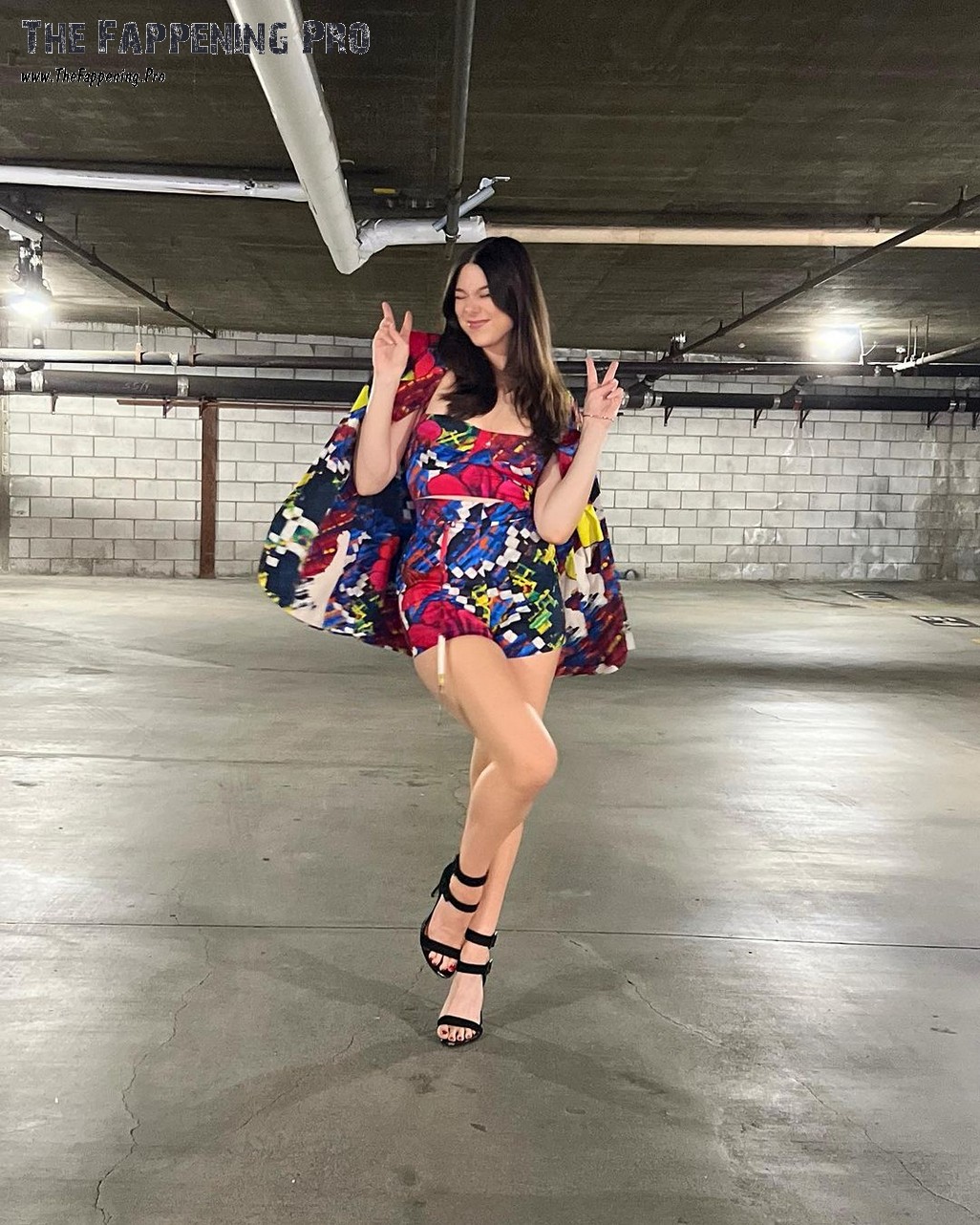 kira-kosarin-leggy-thefappening-cfd-5 Kira Kosarin Sexy Legs