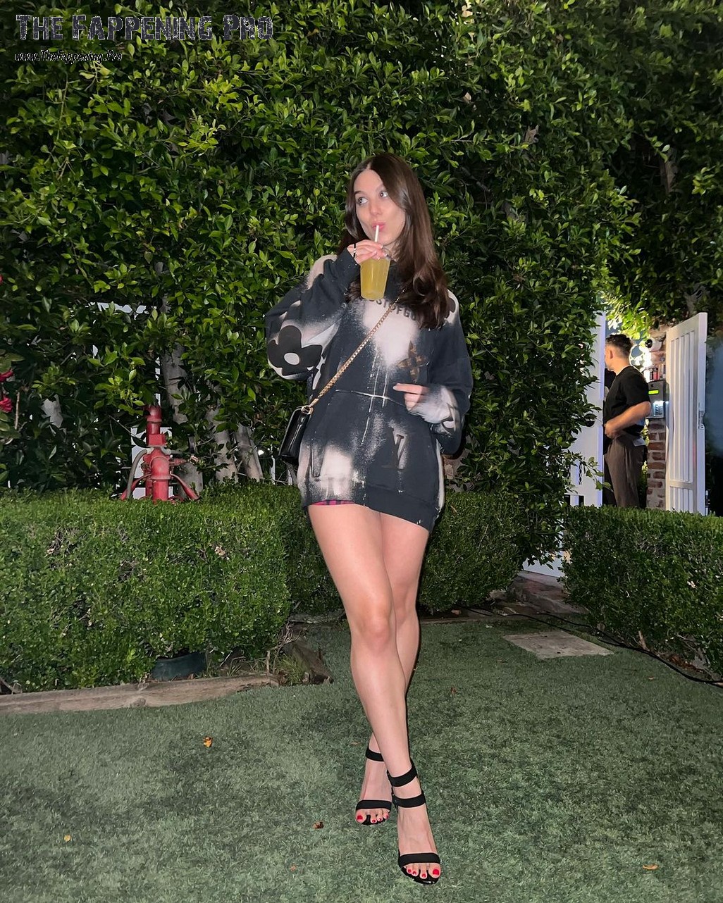 kira-kosarin-leggy-thefappening-cfd-7-1 Kira Kosarin Leggy