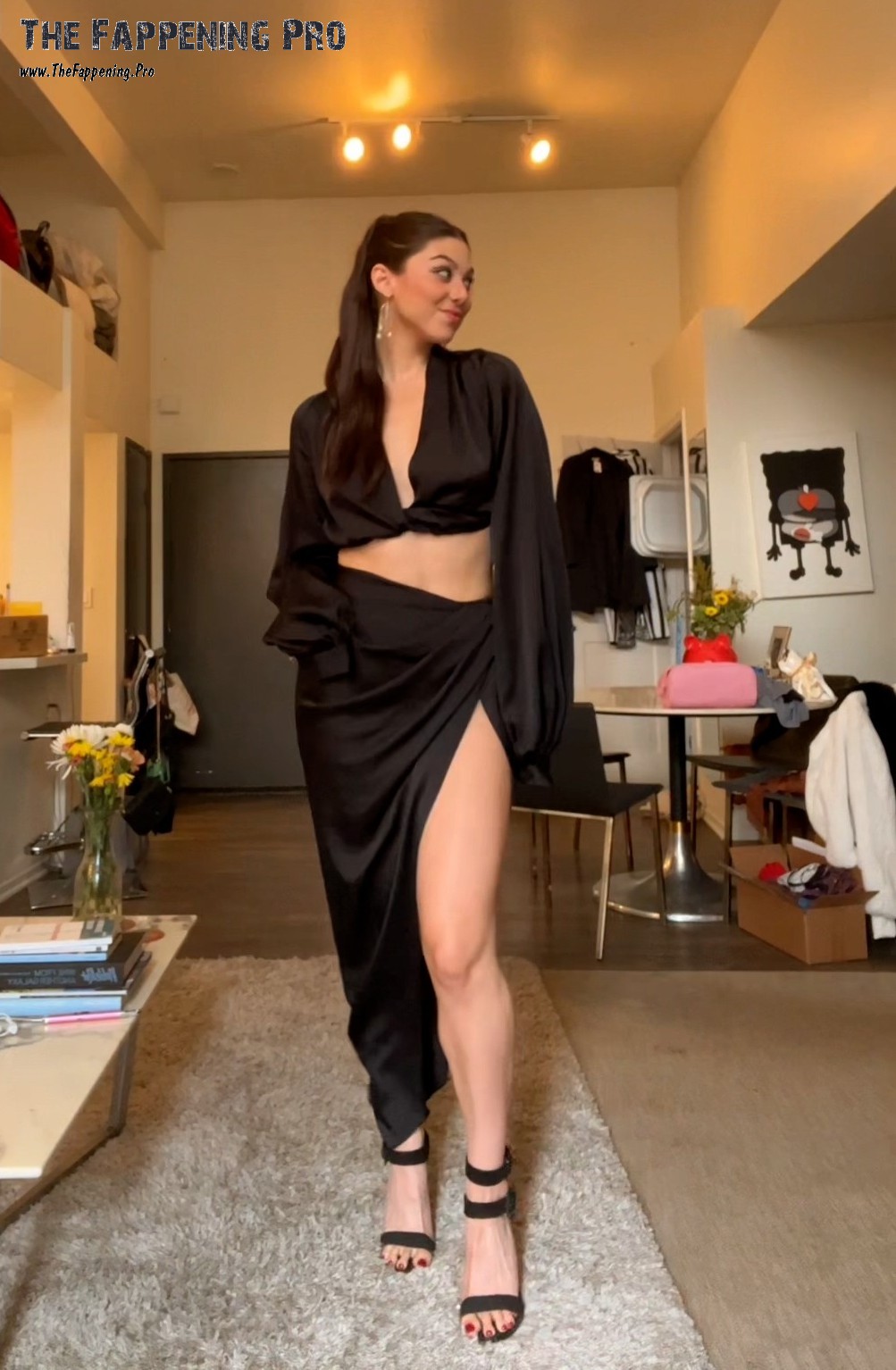 kira-kosarin-sexy-thefappening-cfd-5 Kira Kosarin Sexy Legs