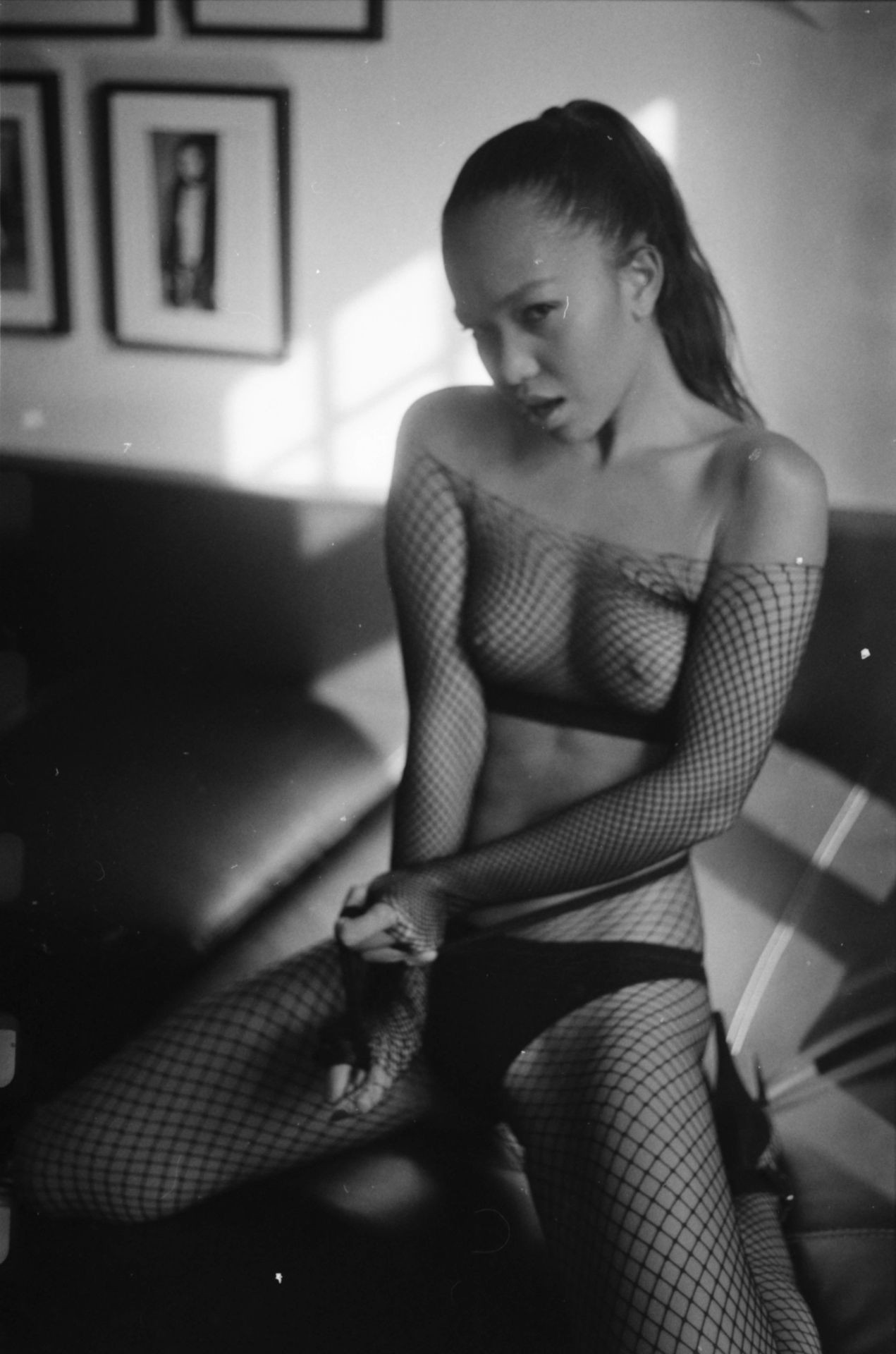 kitrysha black and white 18